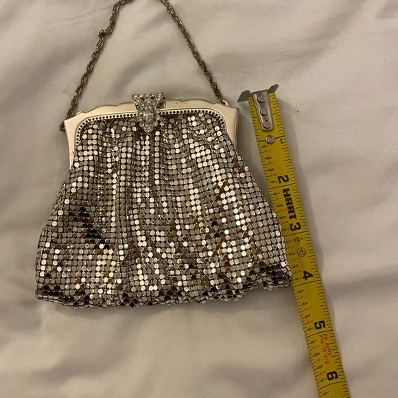 Whiting davis small sliver toned mess bag. Never used. - Picture 2 of 5